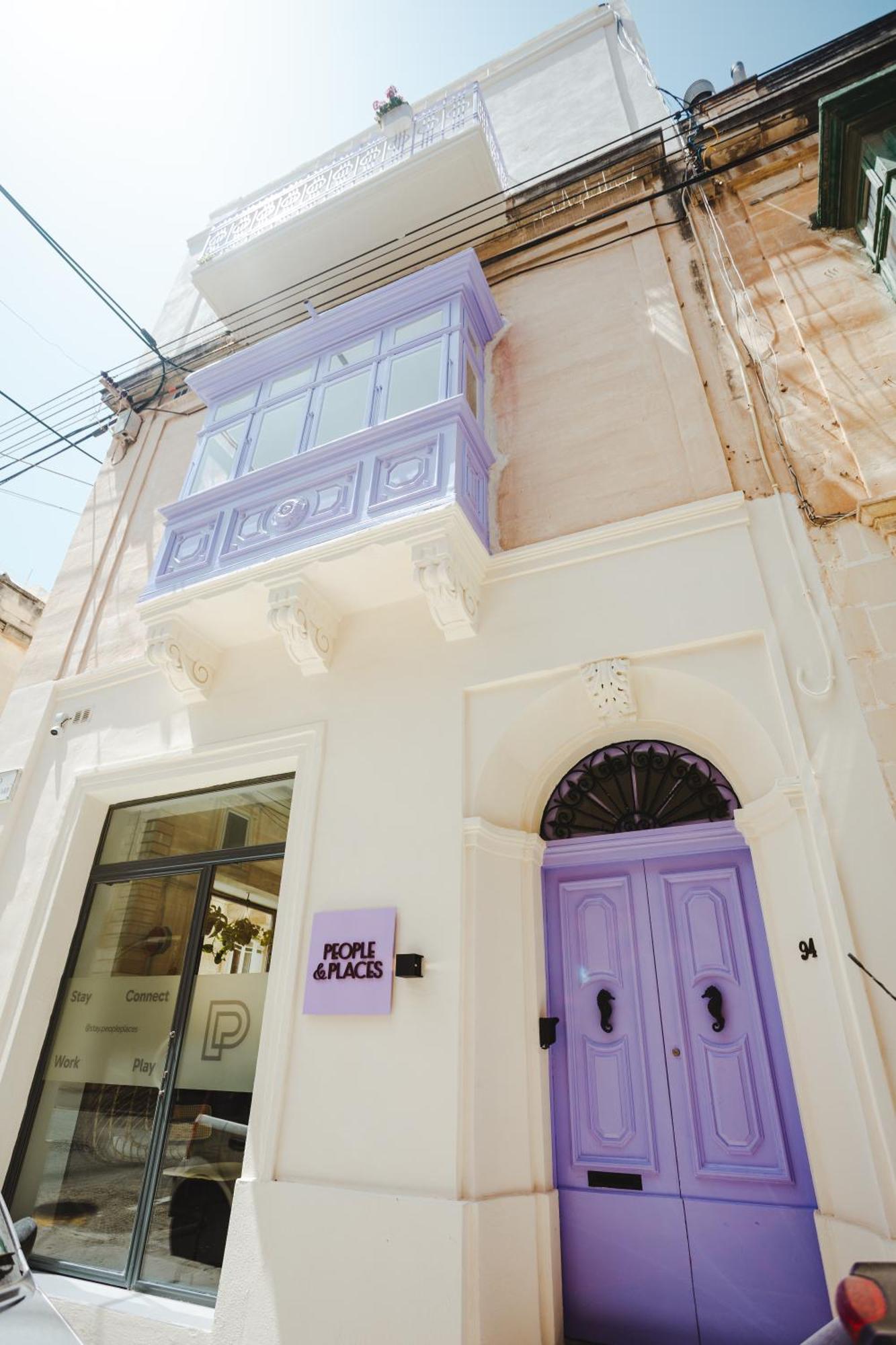 People & Places Sliema Luaran gambar